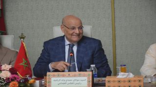 المجلس الجماعي للعيون يصادق على مشاريع استراتيجية لتعزيز التنمية الحضرية والاقتصادية