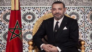 جلالة الملك يهنئ محمد توشاسي بمناسبة تتويجه بطلا عالميا في رياضة الكيك بوكسينغ ” وزن خفيف الثقيل” .