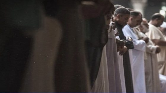 75 يورو لإقامة الصلاة الجنازة .. مسجد بفرنسا يحيي جدل ” التجارة بالدين ” … 