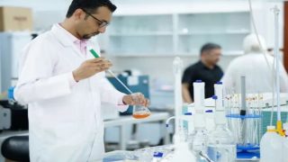 علماء هنود يطورون دواء ” ذكيا ” للسرطان يستهدف الخلايا الخبيثة …