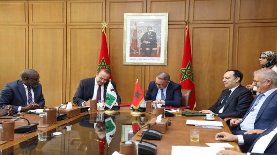 المغرب-البنك الإفريقي للتنمية.. توقيع اتفاقيتي تمويل بقيمة 405 ملايين أورو لتثمين الرأسمال البشري وتحديث البنيات التحتية السككية
