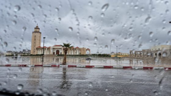 أحوال الطقس.. زخات رعدية مرتقبة بالأقاليم الصحراوية ودرجات الحرارة تصل إلى 32 بالسمارة والعيون