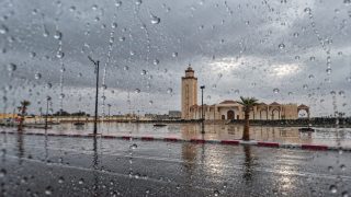 توقعات بأمطار محلية في الأقاليم الجنوبية و25 درجة بالسمارة والعيون..