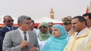 احتفاء بعيد الوحدة.. عامل إقليم السمارة إبراهيم بوتوميلات يتفقد ورش بناء المركز الصحي بالربيب الممول من طرف محسنة قطرية