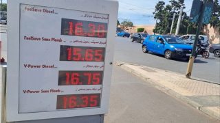 “الغازوال” يشعل تسعيرة سيارات الأجرة.. مهنيون يدرسون زيادات جديدة…